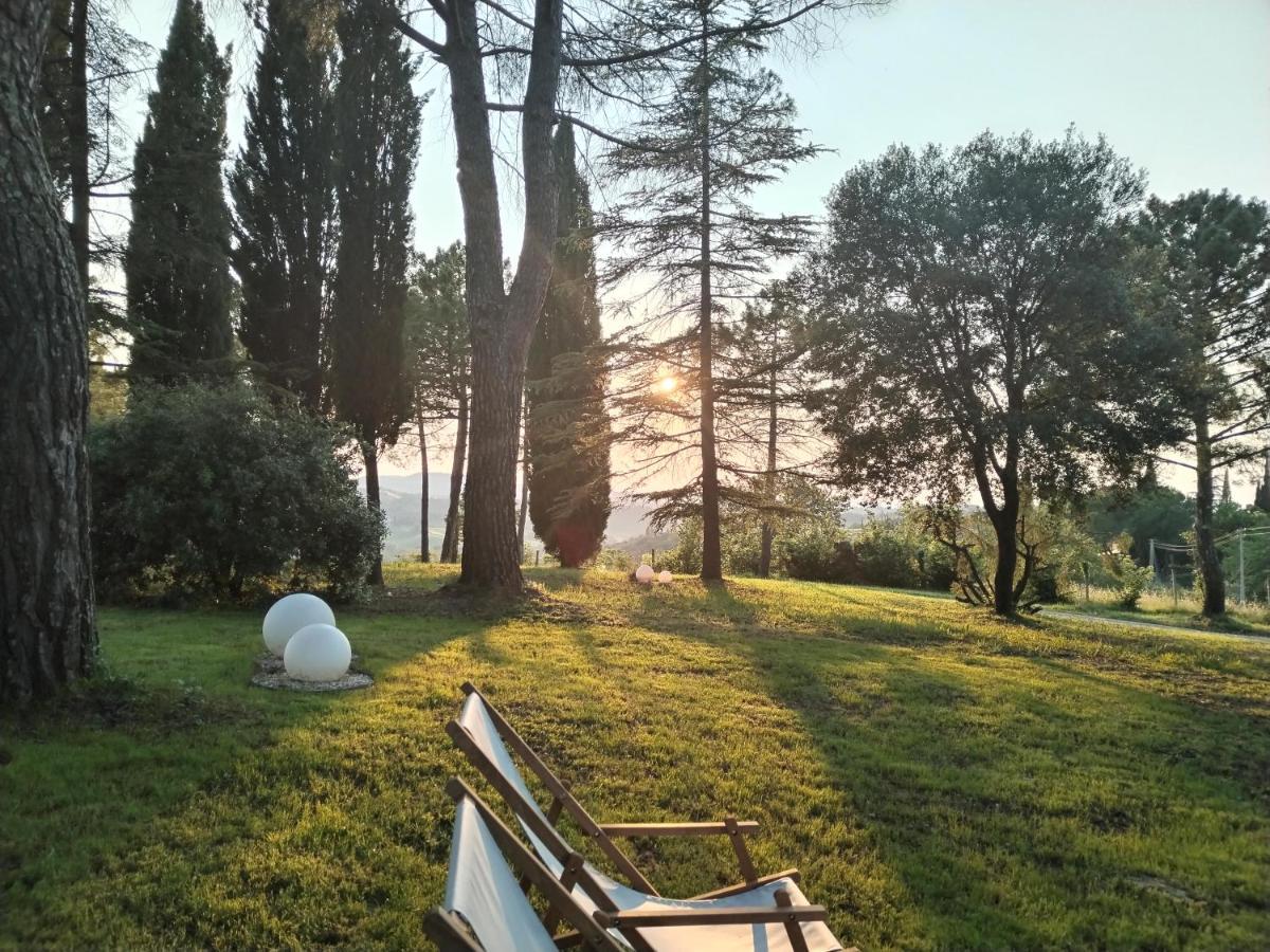 Agriturismo Poggio Rotondo ซานจีมิญญาโน ภายนอก รูปภาพ