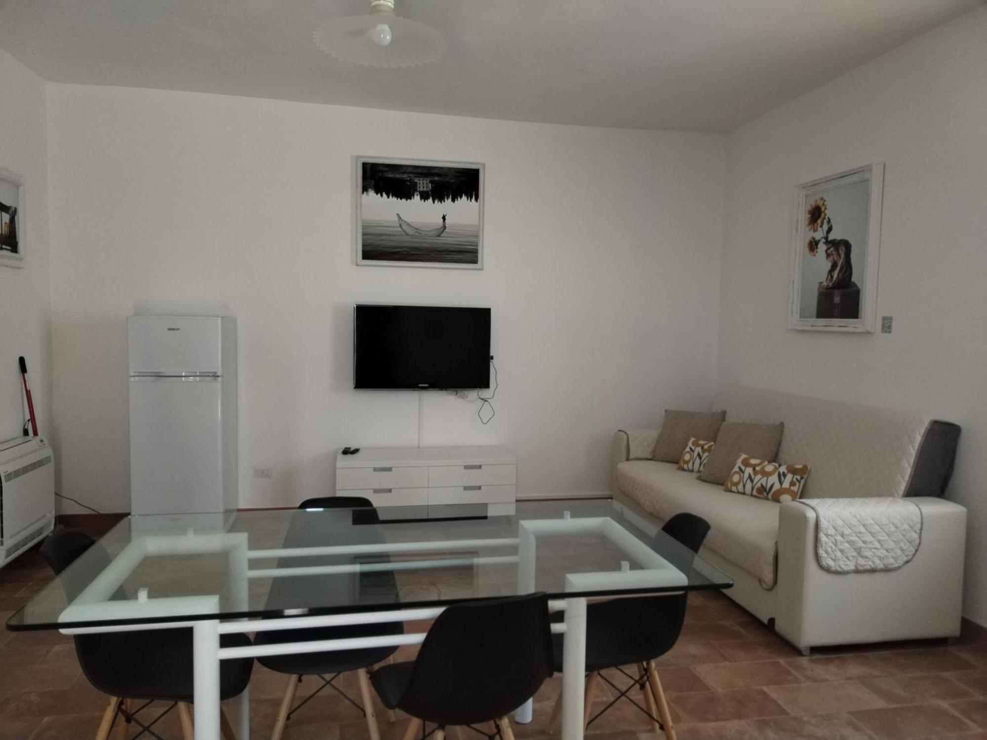 Agriturismo Poggio Rotondo ซานจีมิญญาโน ภายนอก รูปภาพ
